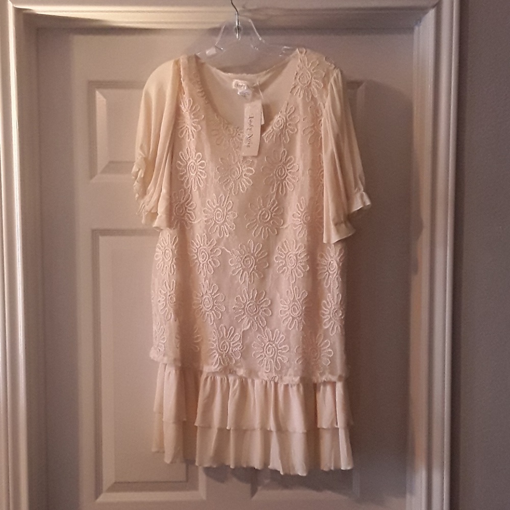 Lace blouse with ruffles  light pink